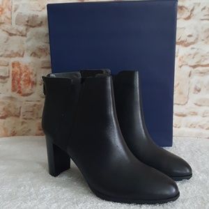 New Adrienne Vittadini Tabita Bootie